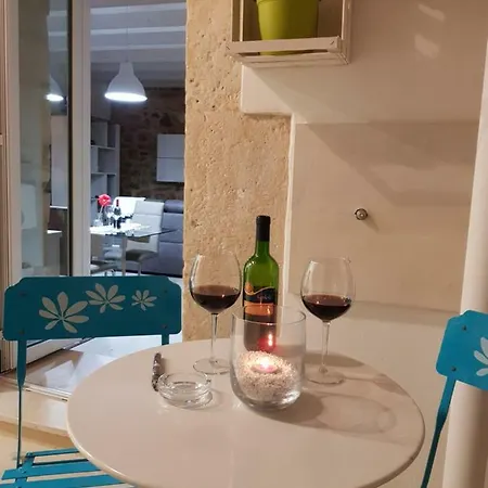 Apartment Maniace Syracuse