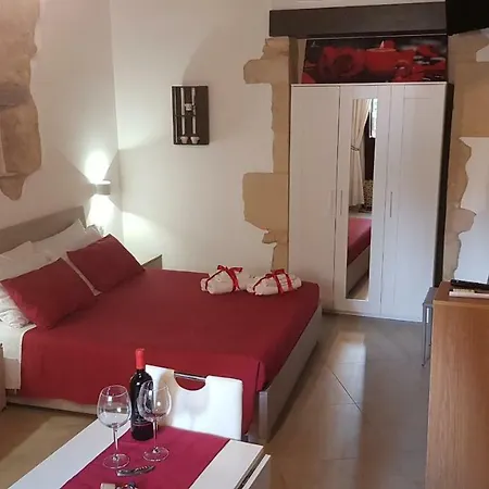 Maniace Apartment Syracuse